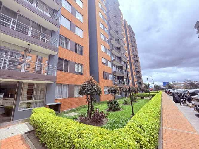 Apartamento de 2 alcobas en venta en Nueva Castilla, Bogotá, 63 m² · foto 11 de 18