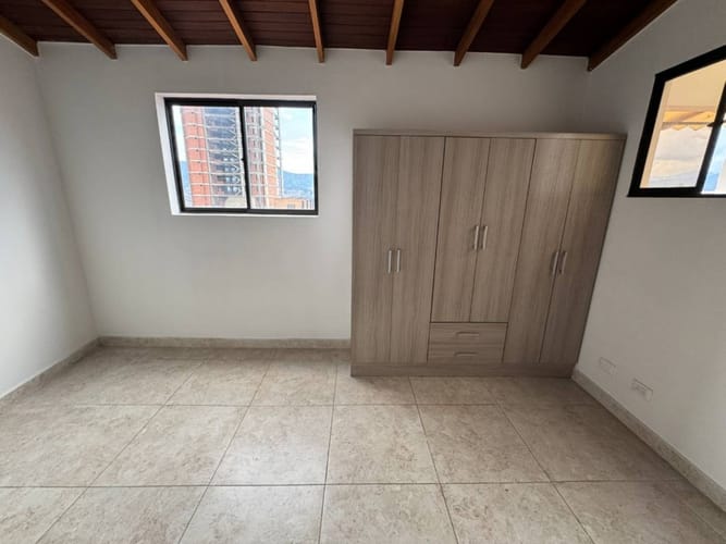 Apartamento de 3 alcobas en venta en Laureles, Medellín, 86 m² · foto 20 de 24