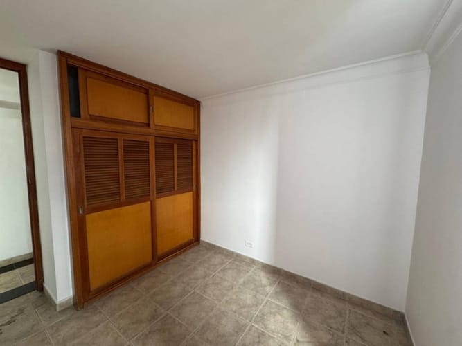 Apartamento de 2 alcobas en arriendo en El Poblado, Medellín, 58 m² · foto 13 de 16