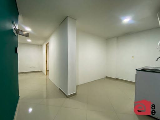 Oficina en arriendo en El Dorado, Envigado, 42 m² · foto 2 de 6