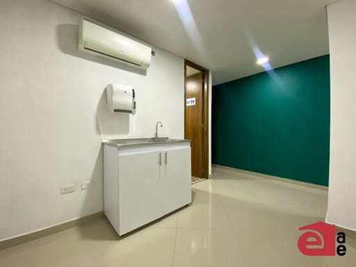 Oficina en arriendo en El Dorado, Envigado, 42 m² · foto 3 de 6