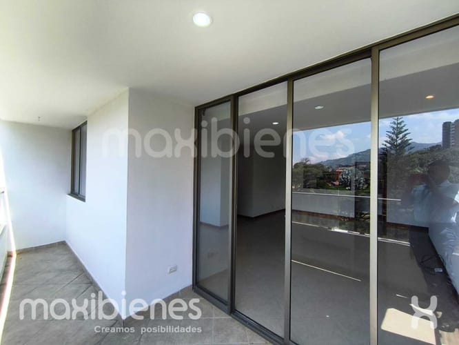 Apartamento de 3 alcobas en arriendo en La Abadia, Envigado, 130 m² · foto 4 de 19