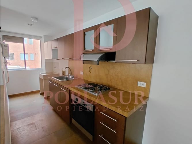 Apartamento de 2 alcobas en arriendo en Loma Del Escobero, Envigado, 90 m² · foto 6 de 17