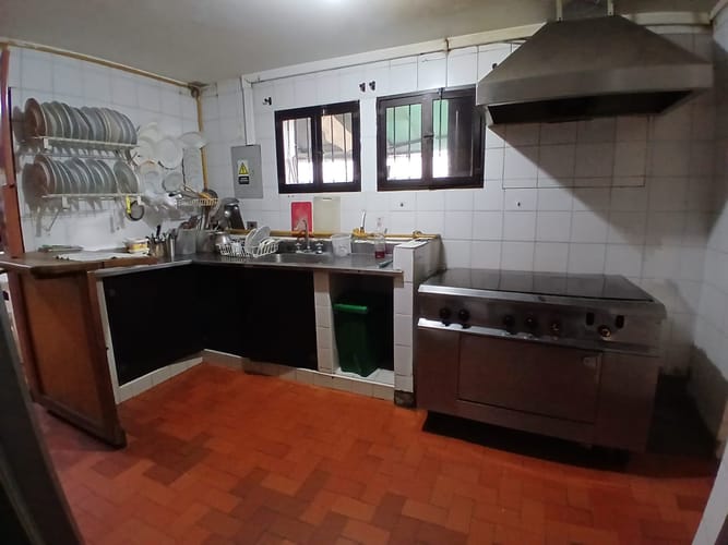 Oficina en venta en El Poblado, Medellín, 700 m² · foto 5 de 14