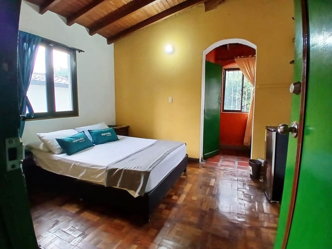 Oficina en venta en El Poblado, Medellín, 700 m² · foto 11 de 14