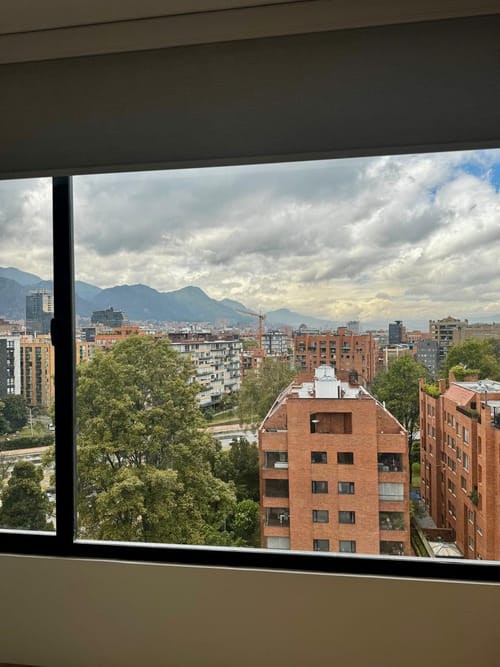 Apartamento de 2 alcobas en venta en Chico Norte, Bogotá, 68 m² · foto 3 de 17