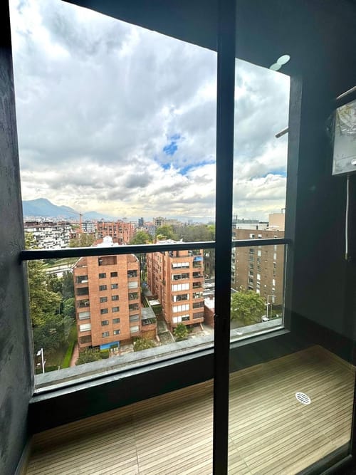 Apartamento de 2 alcobas en venta en Chico Norte, Bogotá, 68 m² · foto 4 de 17