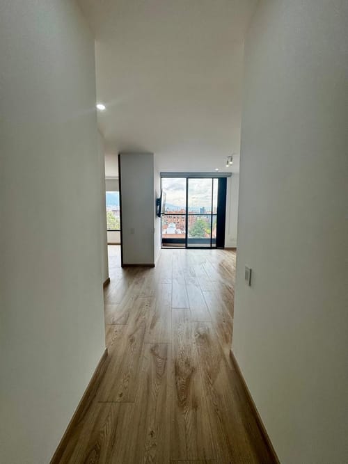 Apartamento de 2 alcobas en venta en Chico Norte, Bogotá, 68 m² · foto 6 de 17