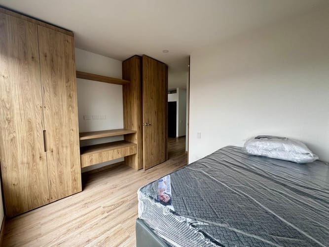 Apartamento de 2 alcobas en venta en Chico Norte, Bogotá, 68 m² · foto 9 de 17