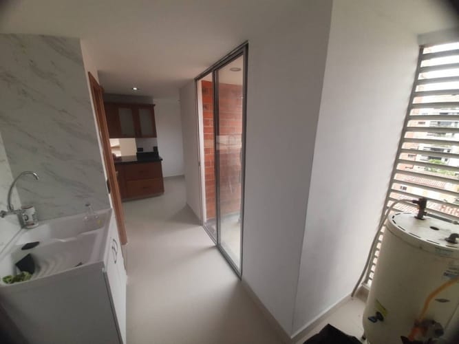 Apartamento de 5 alcobas en venta en Bolivariana, Medellín, 225 m² · foto 8 de 24