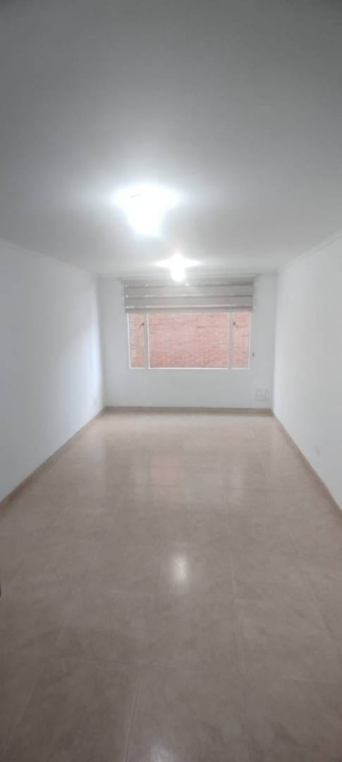 Apartamento de 2 alcobas en arriendo en Belalcazar, Bogotá, 57 m² · foto 3 de 18