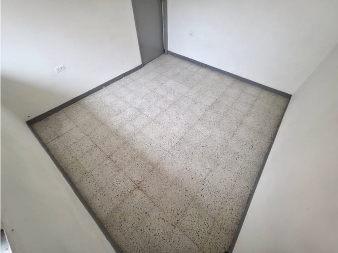Apartamento de 2 alcobas en arriendo en Boston, Medellín, 38 m² · foto 9 de 14