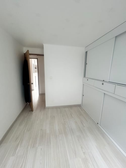 Apartamento de 2 alcobas en venta en El Contador, La Calera, 57 m² · foto 3 de 10