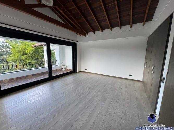 Casa de 5 alcobas en venta en Llano Grande, Rionegro · foto 20 de 20