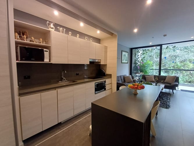 Apartamento de 1 alcoba en arriendo en Santa Catalina, Envigado, 76 m² · foto 5 de 14