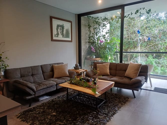 Apartamento de 1 alcoba en arriendo en Santa Catalina, Envigado, 76 m² · foto 2 de 14