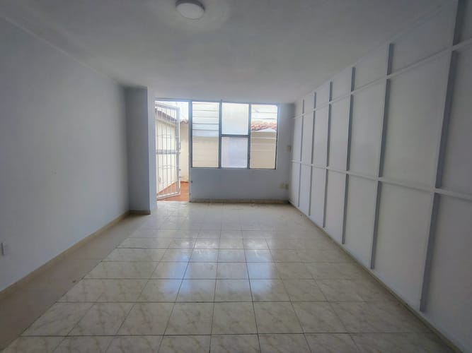 Oficina en venta en Centro, Bucaramanga, 35 m² · foto 3 de 13