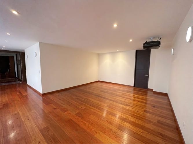 Apartamento de 3 alcobas en arriendo en Chapinero, Bogotá, 240 m² · foto 5 de 20