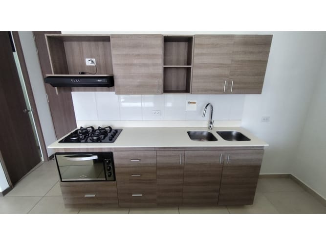 Apartamento de 2 alcobas en arriendo en Escobero, Envigado, 80 m² · foto 2 de 24