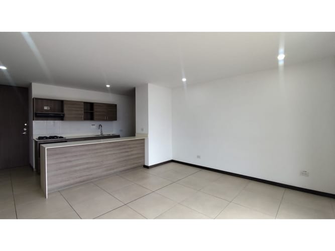 Apartamento de 2 alcobas en arriendo en Escobero, Envigado, 80 m² · foto 8 de 24
