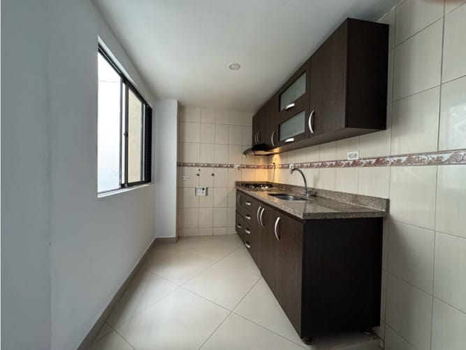 Apartamento de 3 alcobas en arriendo en Calle Larga, Sabaneta, 60 m² · foto 2 de 19
