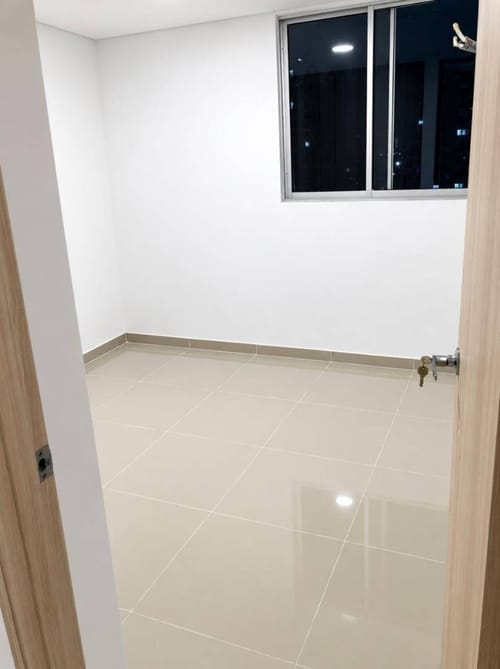 Apartamento de 3 alcobas en arriendo en Manga, Cartagena, 130 m² · foto 19 de 20
