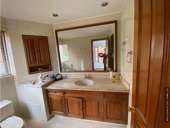 Apartamento de 3 alcobas en venta en Los Rosales, Bogotá, 240 m² · foto 12 de 17