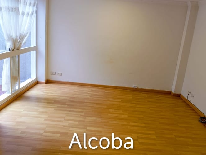 Apartaestudio en venta en Los Cedritos, Bogotá, 60 m² · foto 4 de 9
