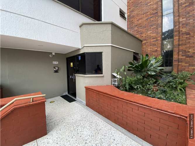 Oficina en venta en San Vicente, Cali, 41 m² · foto 7 de 9