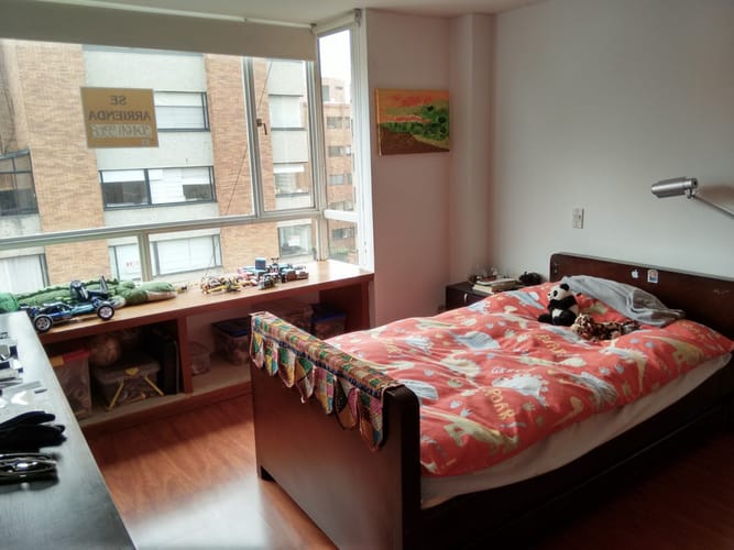 Apartamento de 2 alcobas en venta en Los Rosales, Bogotá, 133 m² · foto 7 de 7