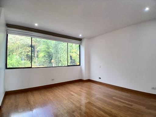 Casa de 3 alcobas en arriendo en Santa Catalina, Envigado, 228 m² · foto 19 de 24