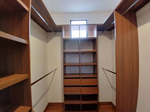 Casa de 3 alcobas en arriendo en Santa Catalina, Envigado, 228 m² · foto 21 de 24