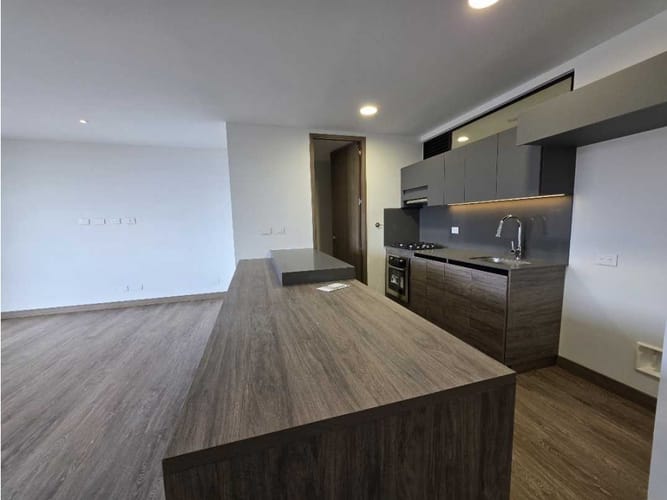 Apartamento de 2 alcobas en venta en Los Balsos, Medellín, 106 m² · foto 8 de 21