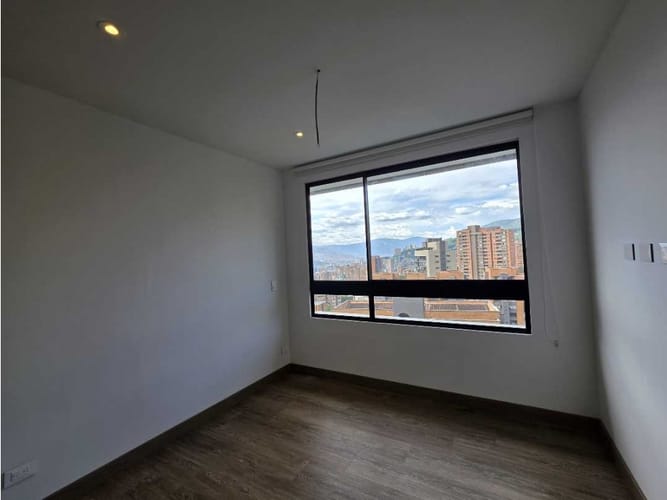 Apartamento de 2 alcobas en venta en Los Balsos, Medellín, 106 m² · foto 11 de 21