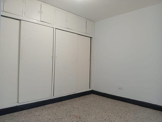 Casa de 3 alcobas en arriendo en Santa Fe, Medellín, 110 m² · foto 10 de 14