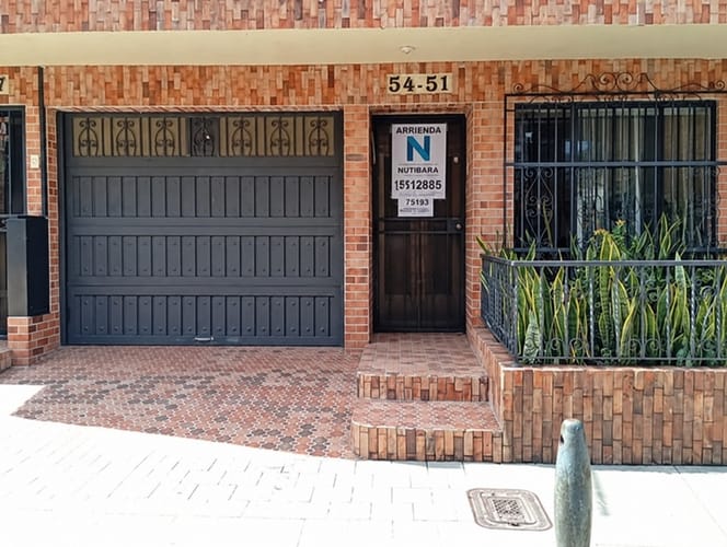 Casa de 3 alcobas en arriendo en Santa Fe, Medellín, 110 m² · foto 2 de 14