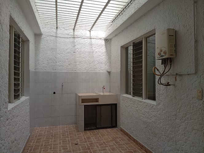 Casa de 3 alcobas en arriendo en Santa Fe, Medellín, 110 m² · foto 13 de 14