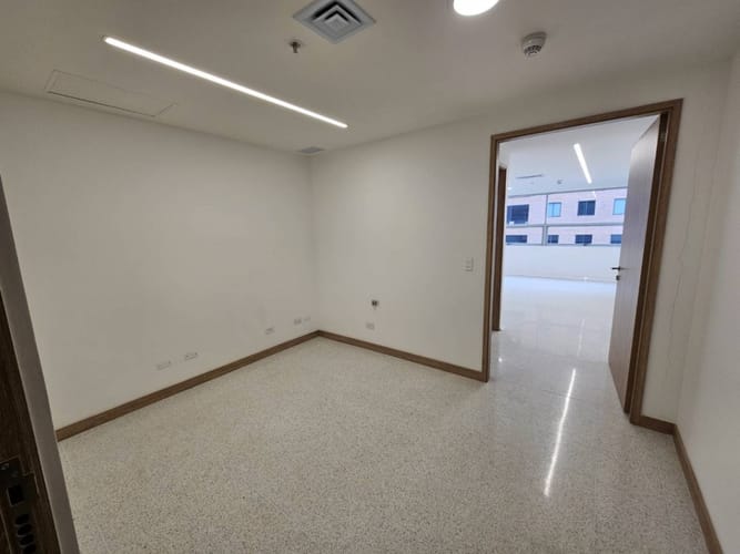 Consultorio en arriendo en Ciudad Del Río, Medellín, 40 m² · foto 5 de 12