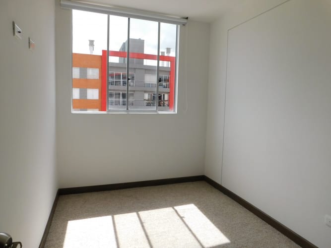 Apartamento de 3 alcobas en venta en Nueva Castilla, Bogotá, 66 m² · foto 11 de 17