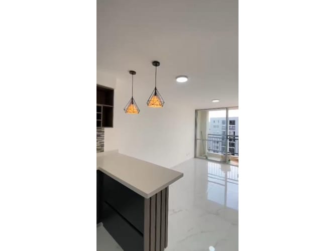 Apartamento de 2 alcobas en venta en Cachipay, Cali, 57 m² · foto 2 de 18