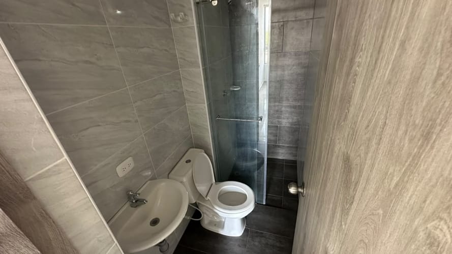 Apartamento de 3 alcobas en venta en Urbanizacion Balcones De Provenza, Girón, 52 m² · foto 12 de 19