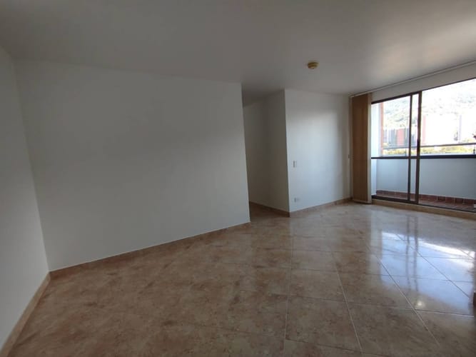 Apartamento de 3 alcobas en arriendo en Niquia, Bello, 75 m² · foto 4 de 16