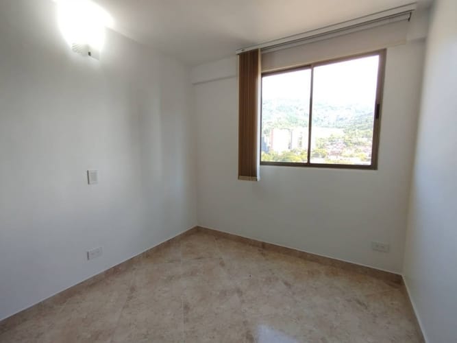 Apartamento de 3 alcobas en arriendo en Niquia, Bello, 75 m² · foto 11 de 16