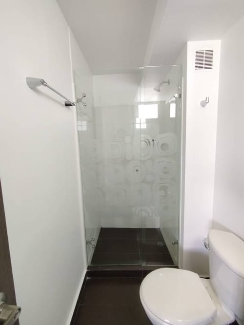 Apartamento de 3 alcobas en arriendo en Niquia, Bello, 75 m² · foto 13 de 16