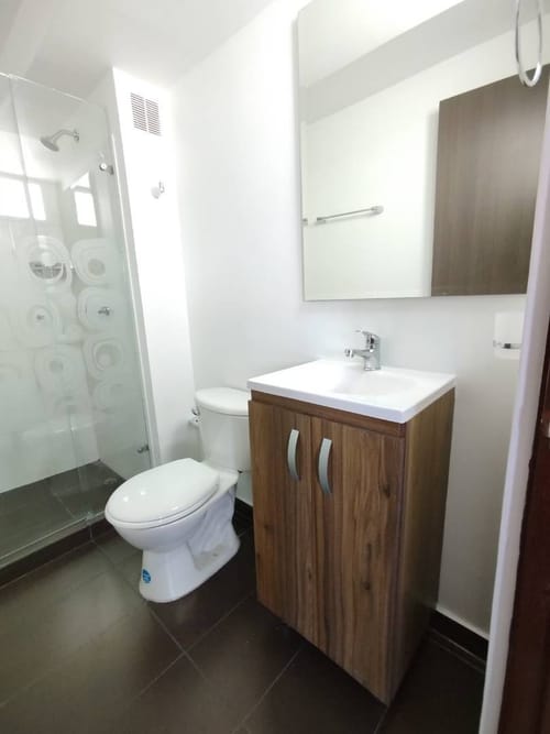 Apartamento de 3 alcobas en arriendo en Niquia, Bello, 75 m² · foto 14 de 16