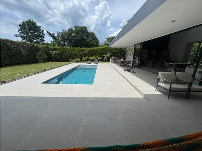 Casa de 3 alcobas en venta en Cerritos, Pereira, 275 m² · foto 4 de 22