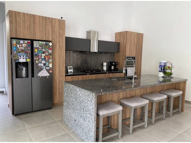 Casa de 3 alcobas en venta en Cerritos, Pereira, 275 m² · foto 12 de 22