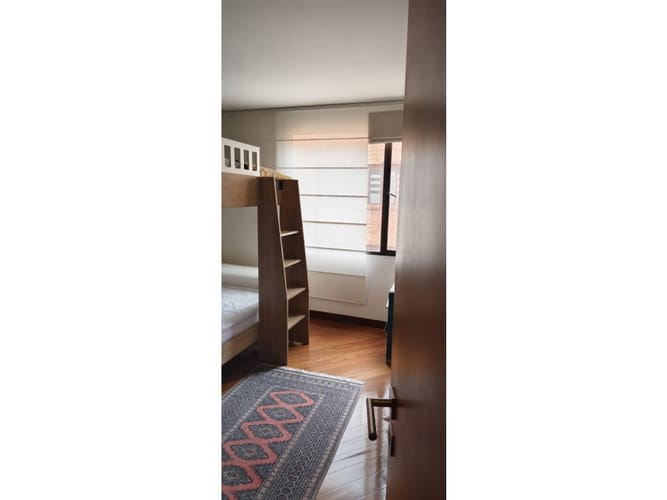 Apartamento de 3 alcobas en venta en Los Rosales, Bogotá, 209 m² · foto 15 de 24