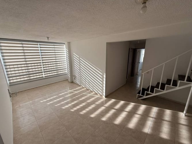 Apartamento de 4 alcobas en arriendo en Lagos Del Cacique, Bucaramanga, 132 m² · foto 4 de 14