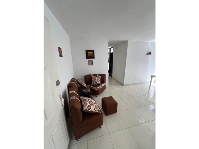 Apartamento de 3 alcobas en venta en Caguan, Neiva, 49 m² · foto 2 de 14